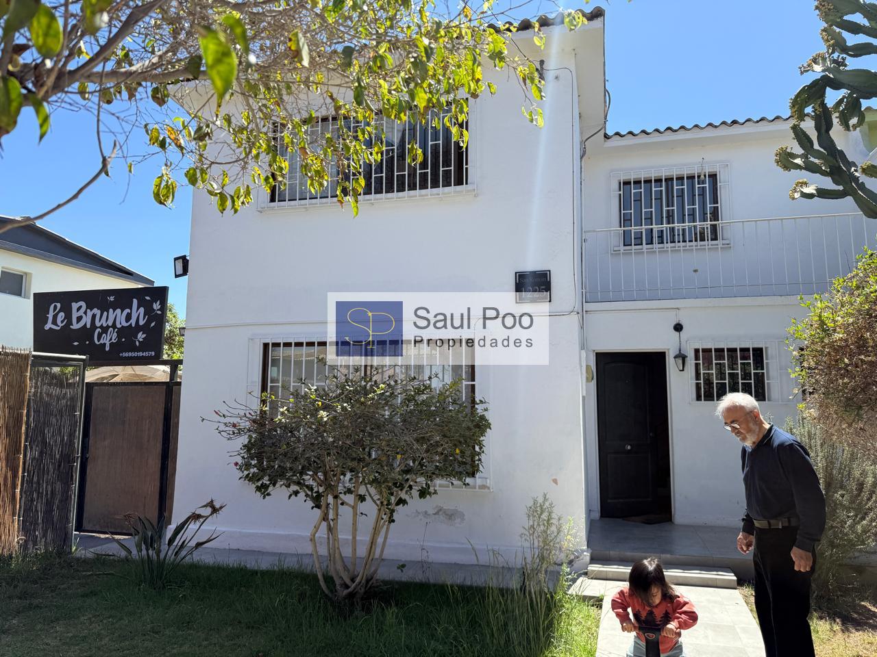 GRAN CASA AVENIDA SAN ROMAN.-