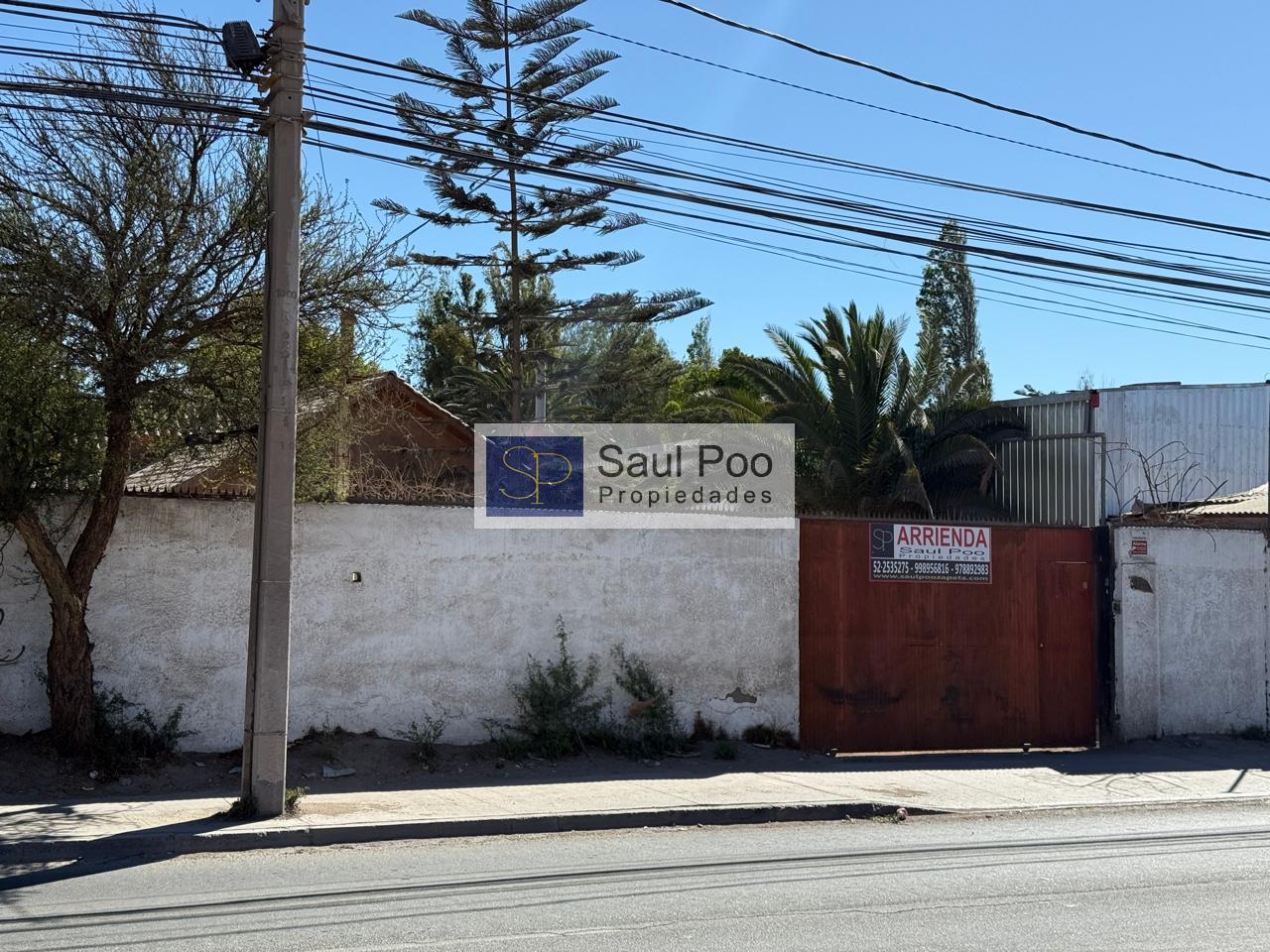 ARRIENDO CASA AV.LOS CARRERA-PRINCIPALMENTE EMPRESAS